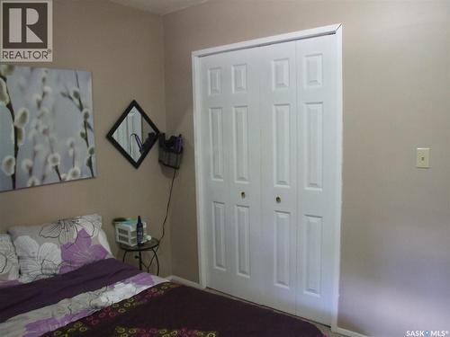 114 3Rd Street E, Leader, SK 