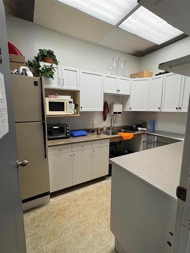 2 227 Main Street, Steinbach, MB 