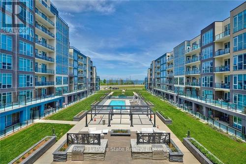 436 - 16 Concord Place, Grimsby (Grimsby Beach), ON 