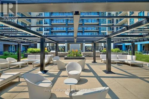 436 - 16 Concord Place, Grimsby (Grimsby Beach), ON 