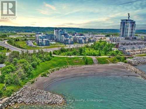 Beach and waterfront trail - 436 - 16 Concord Place, Grimsby (Grimsby Beach), ON 