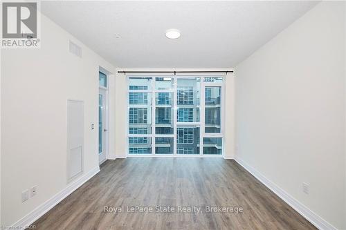 Family room - 436 - 16 Concord Place, Grimsby (Grimsby Beach), ON 