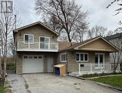 #UPPER - 210 WAY'S BAY DRIVE Georgina, ON L4P 2M7