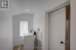 Laundry room. - 