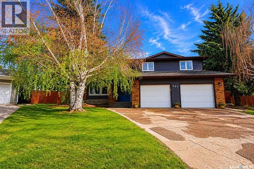 837 Conroy Place, Prince Albert, SK 