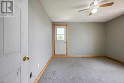 Bedroom 2 - 