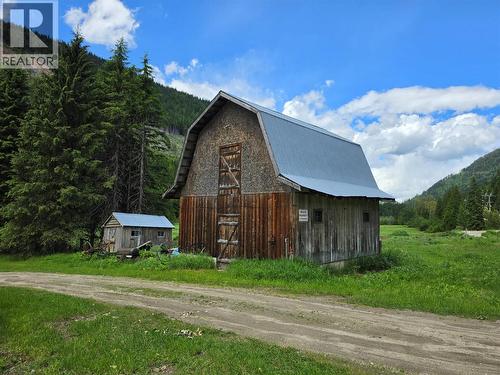 4638 6 Highway, Nelson, BC 
