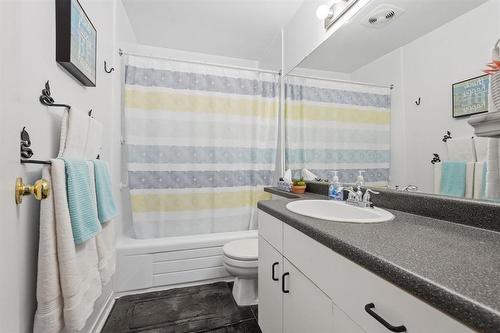 4 Pc Main Bath - 18 Harvest Lane, Winnipeg, MB 