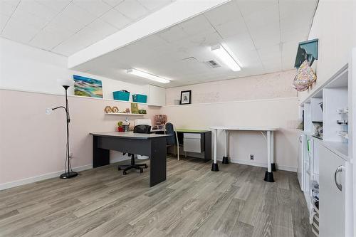 18 Harvest Lane, Winnipeg, MB 