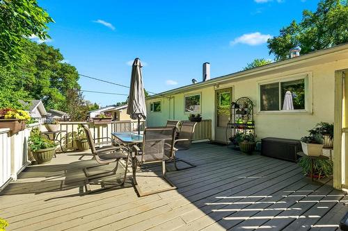 18 Harvest Lane, Winnipeg, MB 