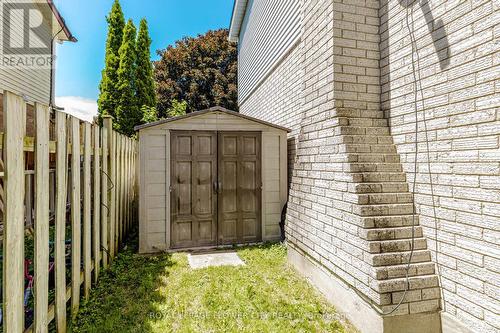15 Glendan Court, Cambridge, ON 