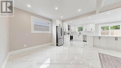 27 Emperor Avenue, Hamilton, ON 