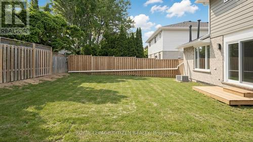 27 Emperor Avenue, Hamilton, ON 