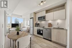 913 - 60 PRINCESS STREET Toronto, ON M5A 2C7