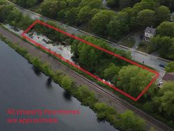 615 ROCKY LAKE Drive Bedford, NS B4A 2T4
