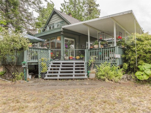 1719 Centennial Ave East, Comox, BC 