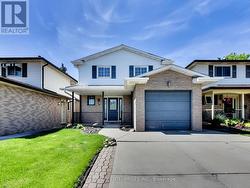 10 TITMOUSE COURT  Hamilton, ON L9A 4Y9