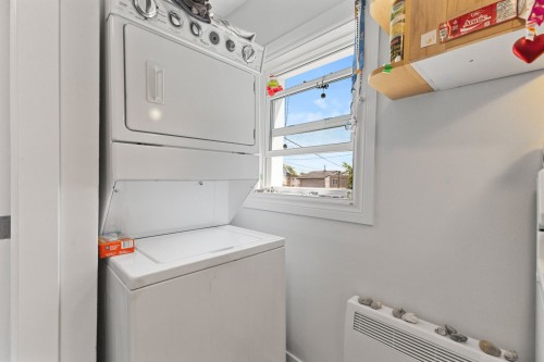 Laundry - 83 Rue Wìgwàs, Gatineau (Hull), QC 