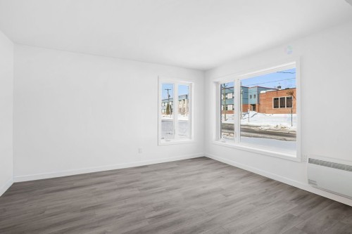 Living Room - 594 Rue Ouimet, Saint-Jérôme, QC 