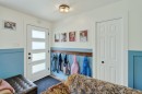 Mud Room - 907 Rue Desjardins, Saint-Jérôme, QC 