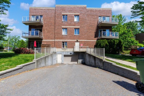 Extérieur - 102-153 Av. Winthrop, Pointe-Claire, QC 