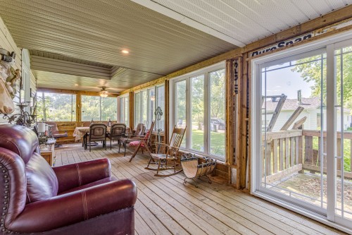 Véranda - 756 Ch. De La Baie, Rigaud, QC -  With Deck Patio Veranda With Exterior