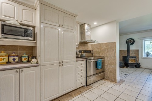 Cuisine - 756 Ch. De La Baie, Rigaud, QC - Indoor Photo Showing Kitchen