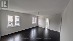 160 BELMONT DRIVE Clarington, ON L1B 0X1