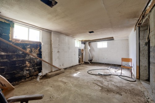 Basement - 553 Rue Myre, Saint-Eustache, QC 