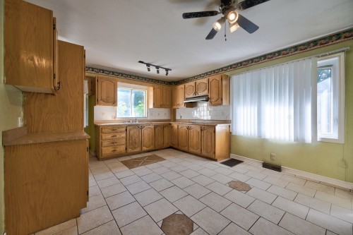 Kitchen - 553 Rue Myre, Saint-Eustache, QC 