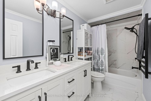 1853 Briarcrook Crescent, Mississauga, ON 