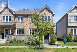 377 SWEETFLAG STREET Ottawa, ON K2J 5Y7