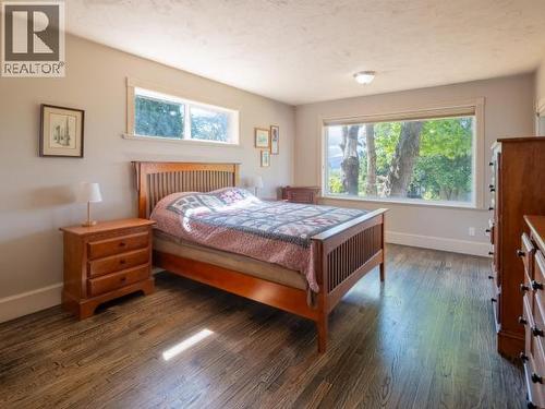 9904 View Road, Powell River, BC 