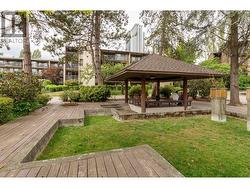 606 9867 MANCHESTER DRIVE Burnaby, BC V3N 4P6