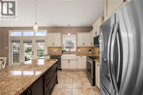 1863 Ballymote Avenue, London, ON - Indoor Photo Showing Kitchen With Double Sink With Upgraded Kitchen