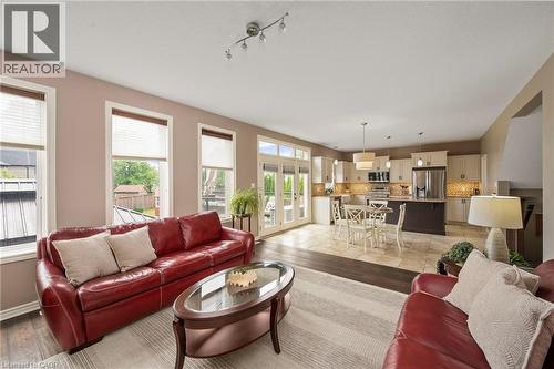 1863 Ballymote Avenue, London, ON - Indoor Photo Showing Living Room