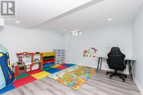8002 Hackbery Trail, Niagara Falls (Brown), ON 