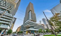3003 - 161 ROEHAMPTON AVENUE Toronto, ON M4P 1P9