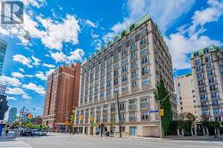 803 - 120 LOMBARD STREET Toronto, ON M5C 3H5