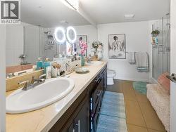 1075 Sunset Drive Unit# 401 Kelowna, BC V1Y 9Y9