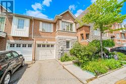 70 - 77 NORMAN WESLEY WAY Toronto, ON M3M 3H3