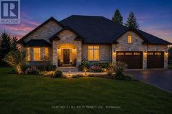 2 ROY HICKLING DRIVE Springwater, ON L9X 0J2