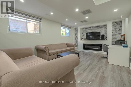 2 Jerome Crescent, Brampton, ON 