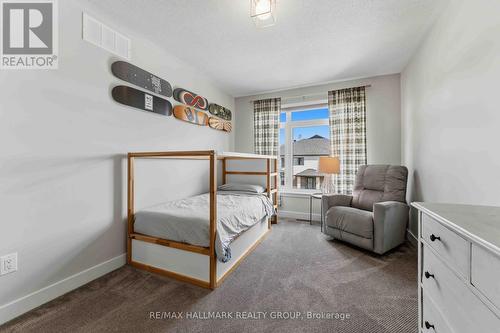 369 Broadridge Crescent, Ottawa, ON 
