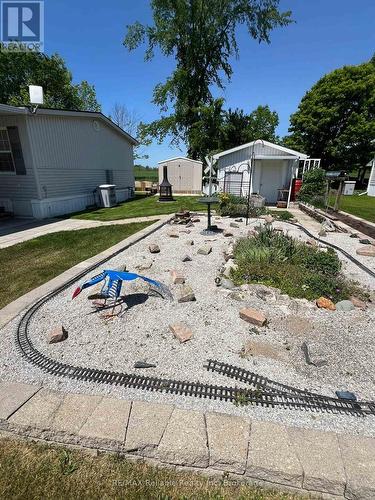 Raised garden bed - 144 Sandbagger Crescent, Central Huron (Clinton), ON 