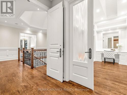 5 Lloydminster Crescent, Toronto, ON 