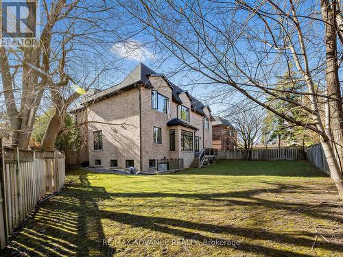 5 Lloydminster Crescent, Toronto, ON 