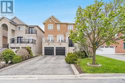 8 PIETRO DRIVE Vaughan, ON L6A 3K5