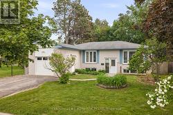 253 ROSE STREET Barrie, ON L4M 2T1