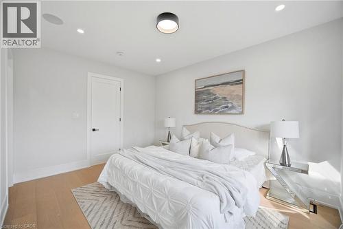 1230 Alexandra Avenue, Mississauga, ON 